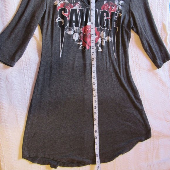 Sweet Daisy T-shirt Mini Dress Size XL Long Sleeve Savage Fangs Roses Keyhole - Picture 6 of 12